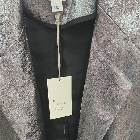 A New Day Metallic Silver Blazer - Picture 2 of 4